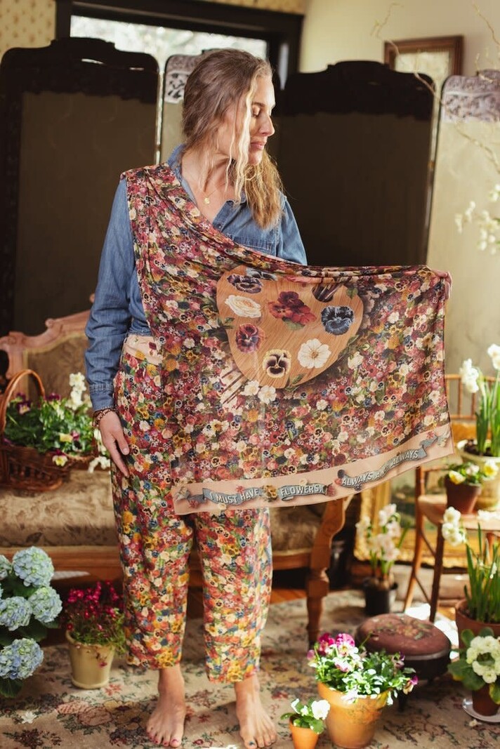 Market of Stars Art of Life Scarf