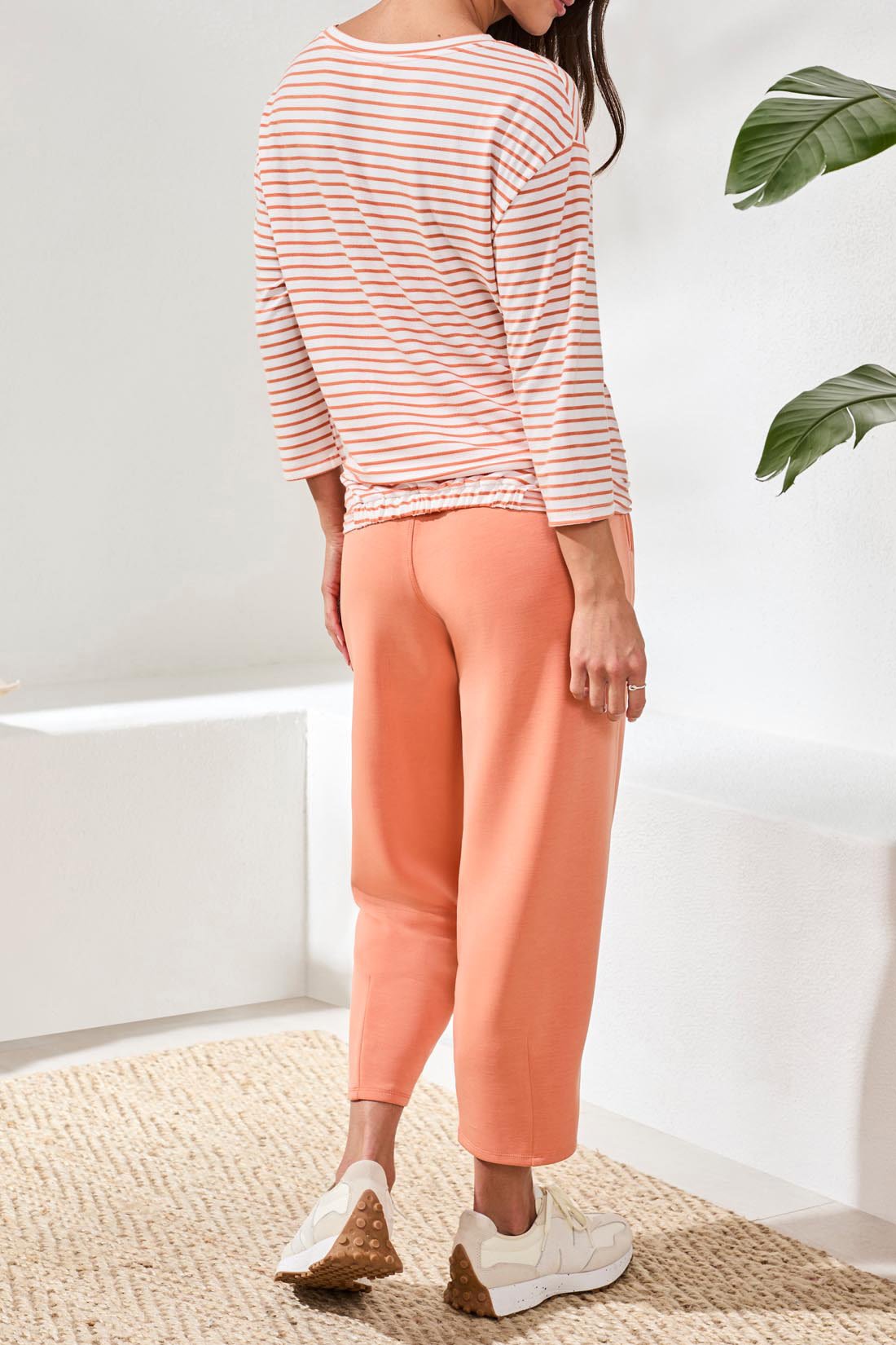 Tribal 3/4 SLV  BOAT NK TOP W/KNOT DTL 6158O-SS26