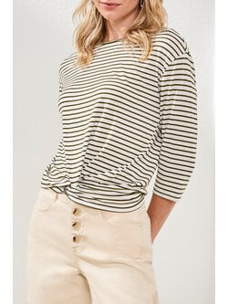 Tribal 3/4 SLV  BOAT NK TOP W/KNOT DTL 6158O-SS26