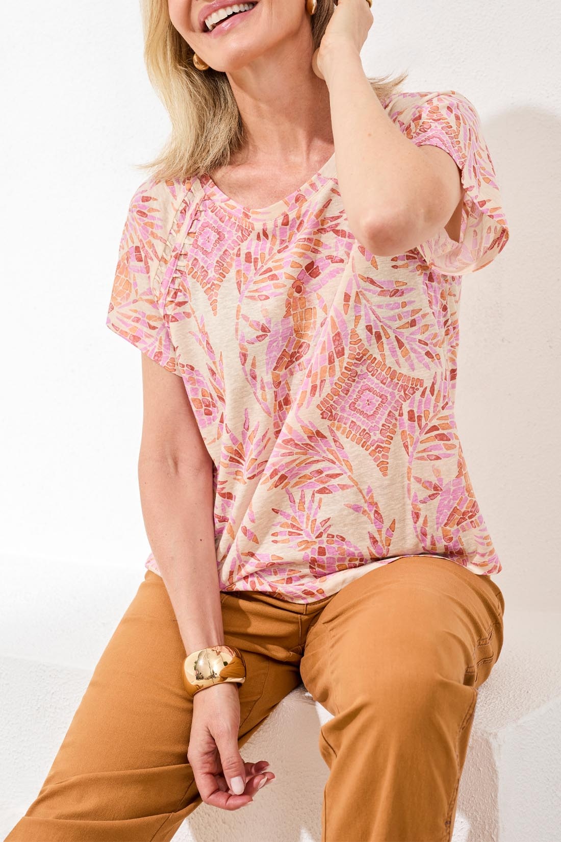 Tribal S/S SCOOP NECK TOP W/PLEATING DTL 2435O-SS26