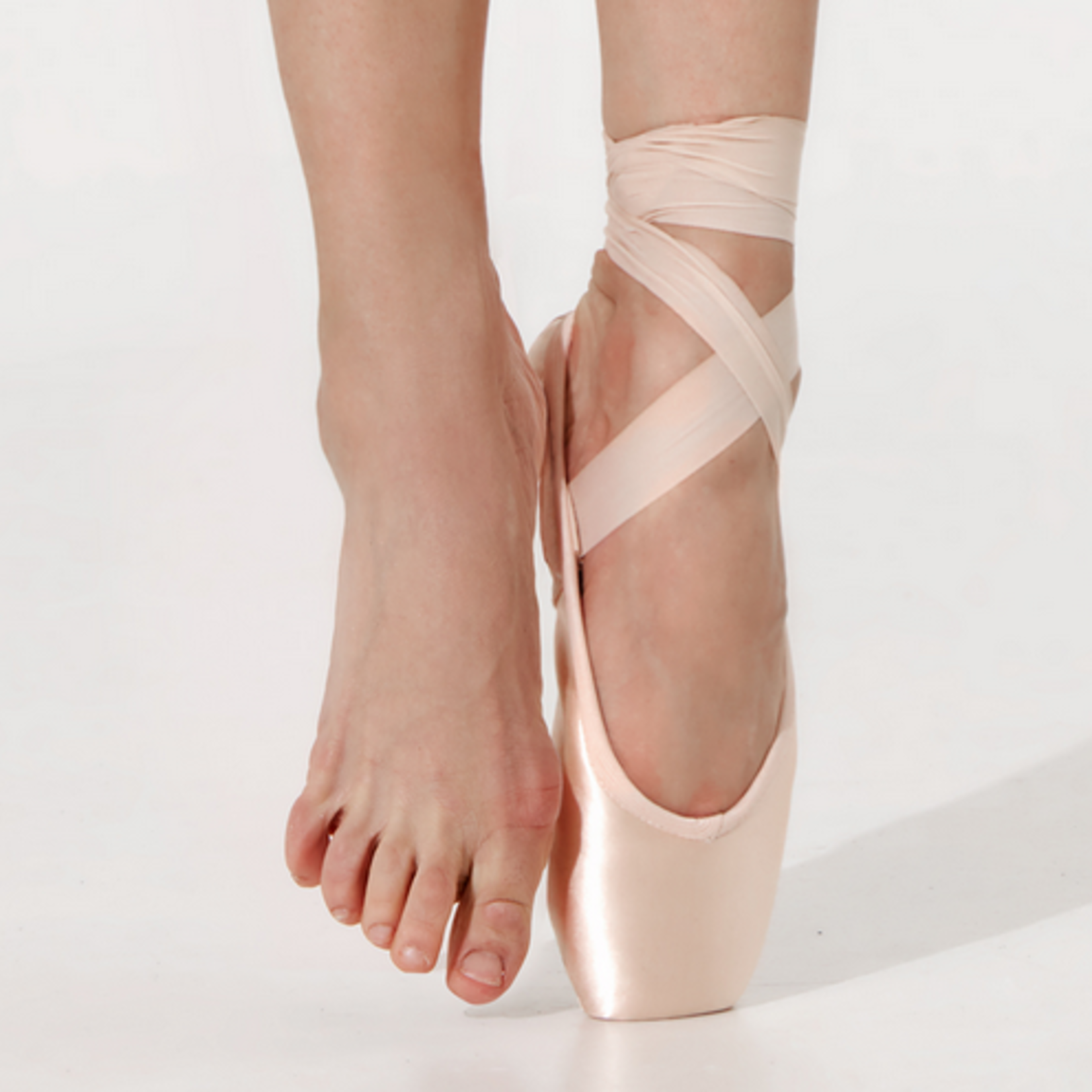 Nikolay Nikolay Streampointe Pointe Shoes - Med & Hard Shanks