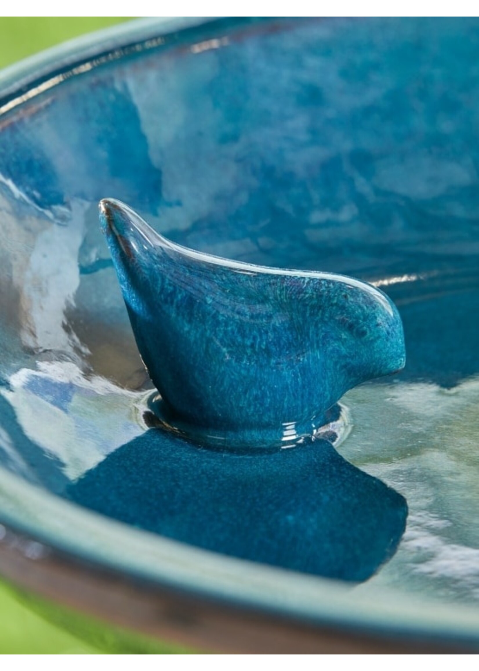 Esschert Esschert Ceramic Birdbath w/Bird Detail