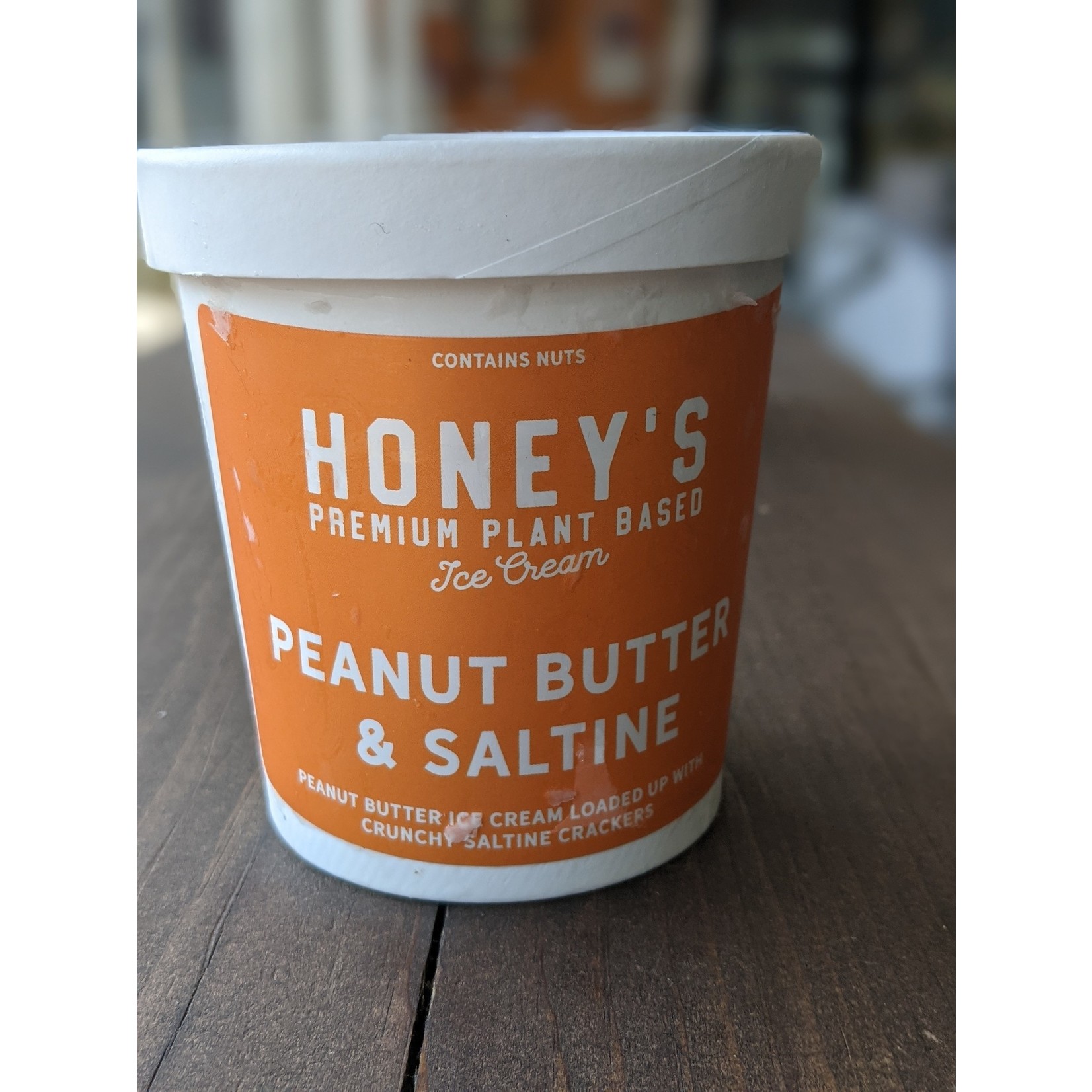 HONEY'S ICE CREAM HONEY'S ICE CREAM PEANUT BUTTER & SALTINE