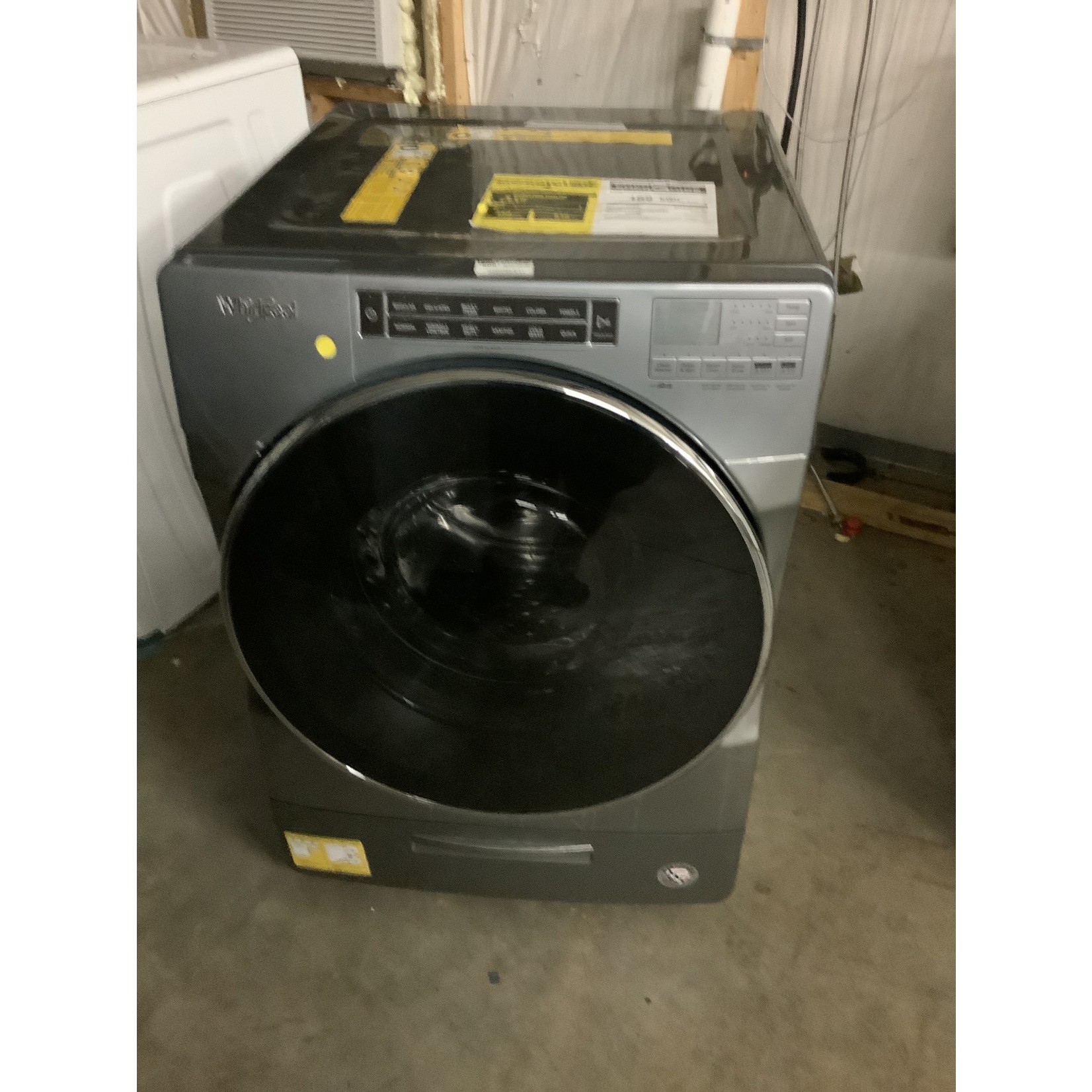 Whirlpool 5.0 cu.ft. FRONT LOAD WASHER WITH LOAD AND GO XL DISPENSER
