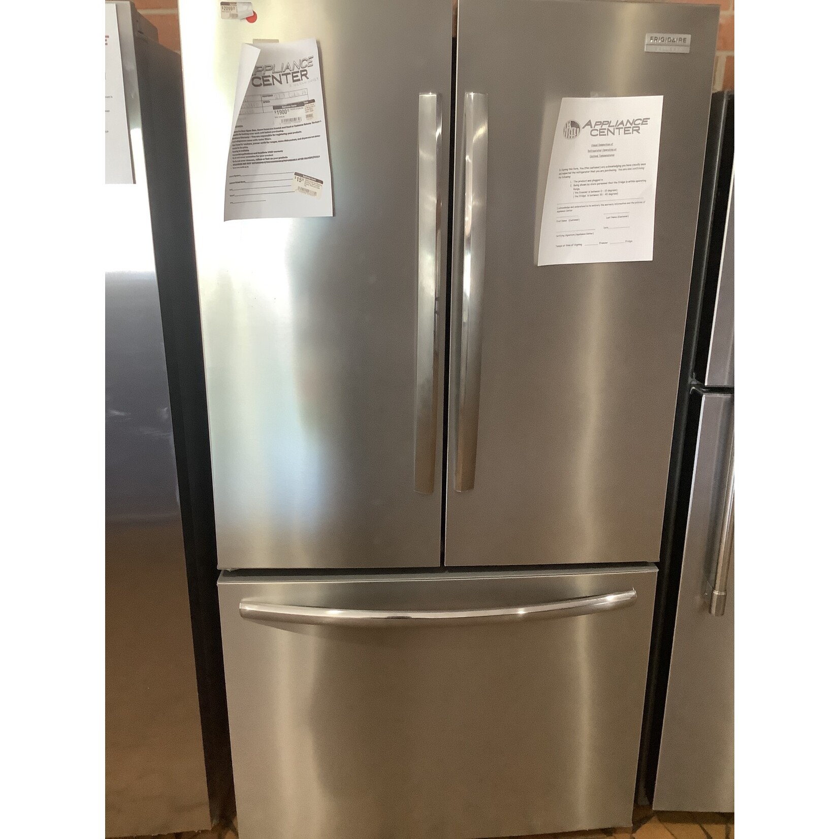 FRIGIDAIRE 3DOOR STAINLESS