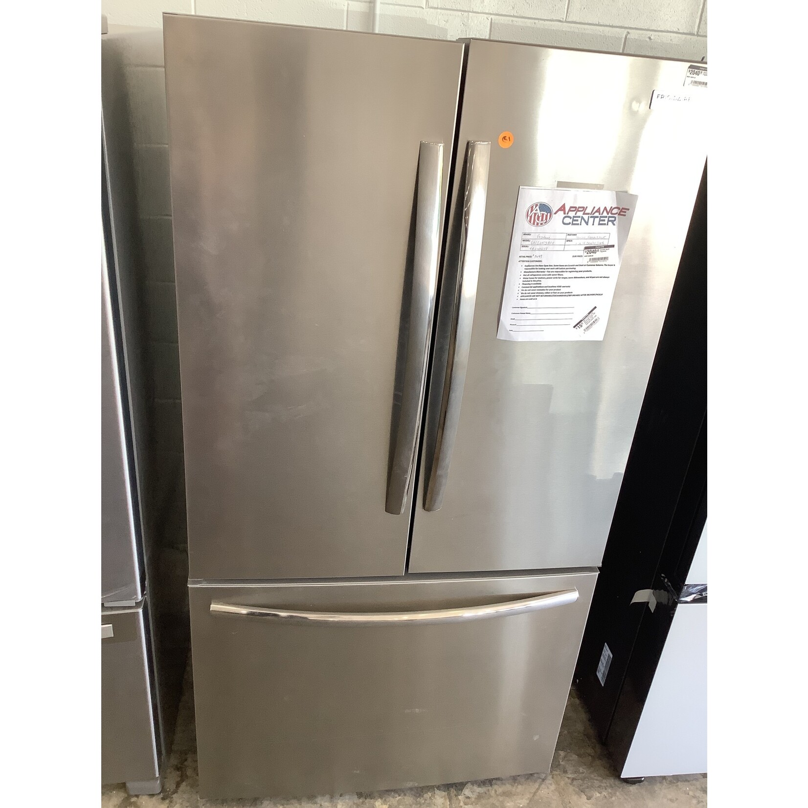 FRIGIDAIRE Counter depth Frigidaire