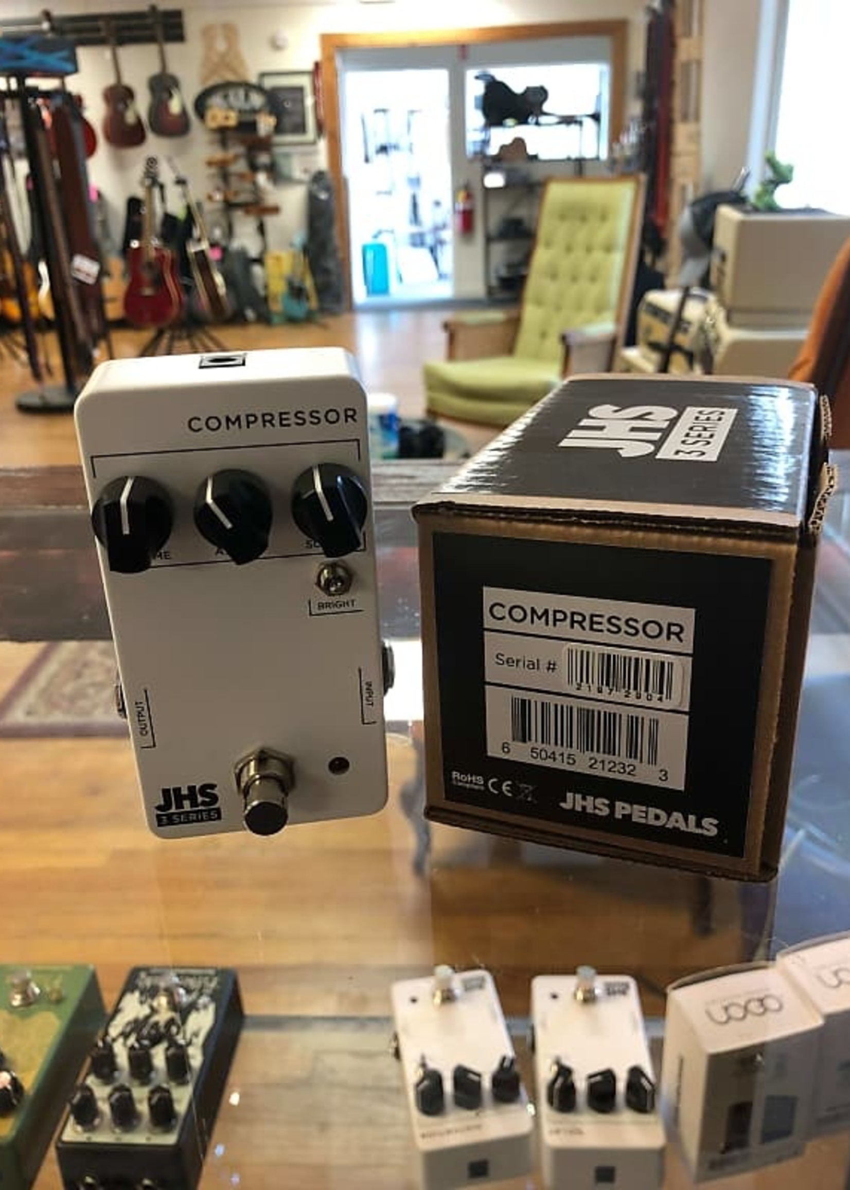 jhs pedals 3 series compressor