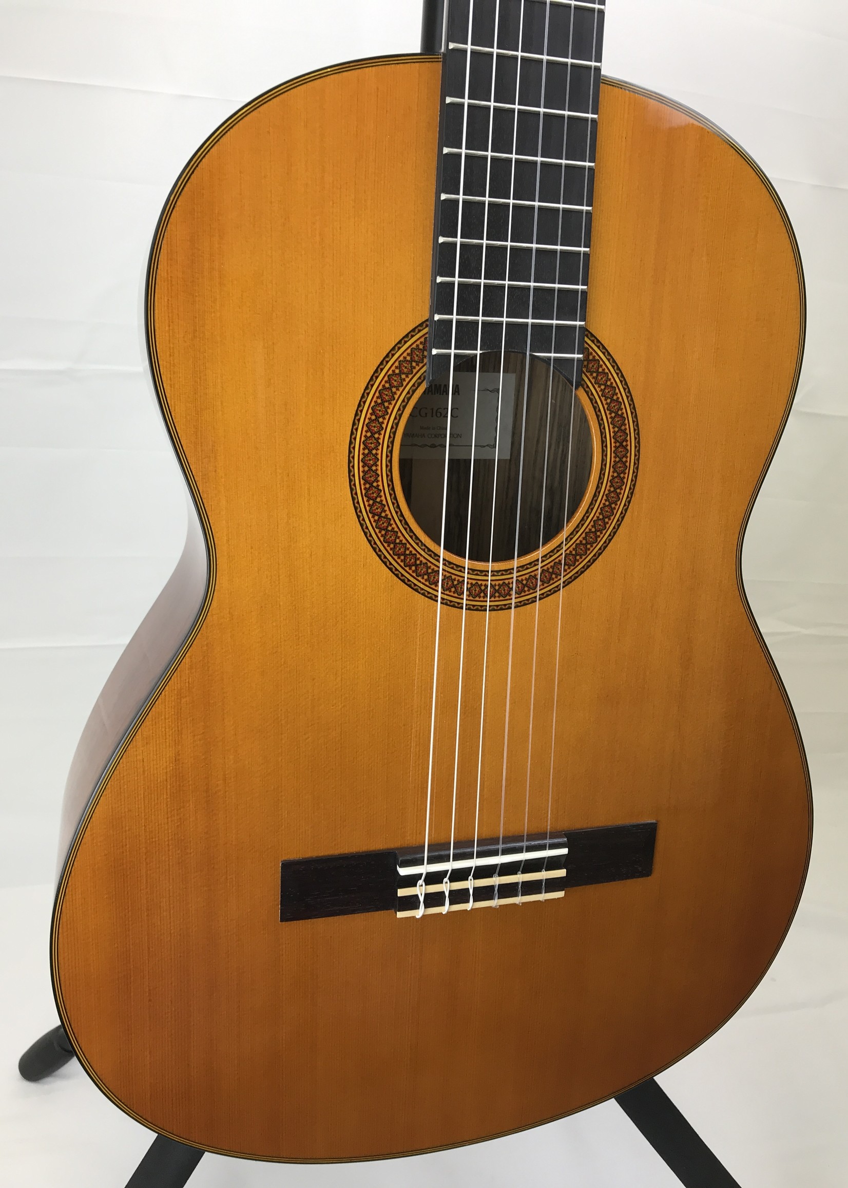 YAMAHA Yamaha CG162C Classical Guitar