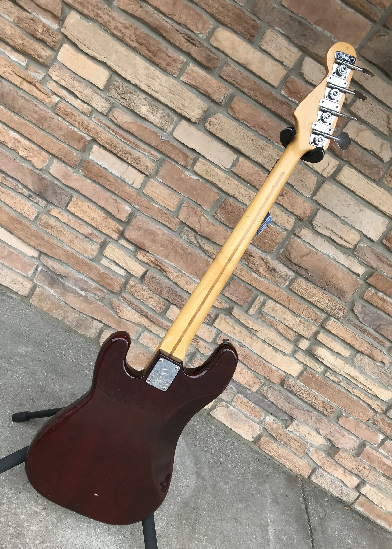 Fender 1978 Precision bass w/case (con) BT
