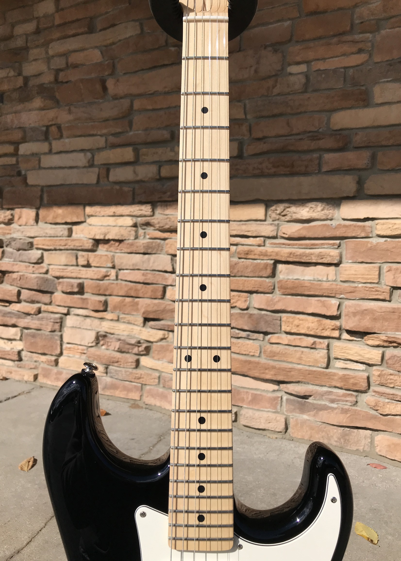 G&L Guitars G&L Legacy USA Fullerton Deluxe Black 2022