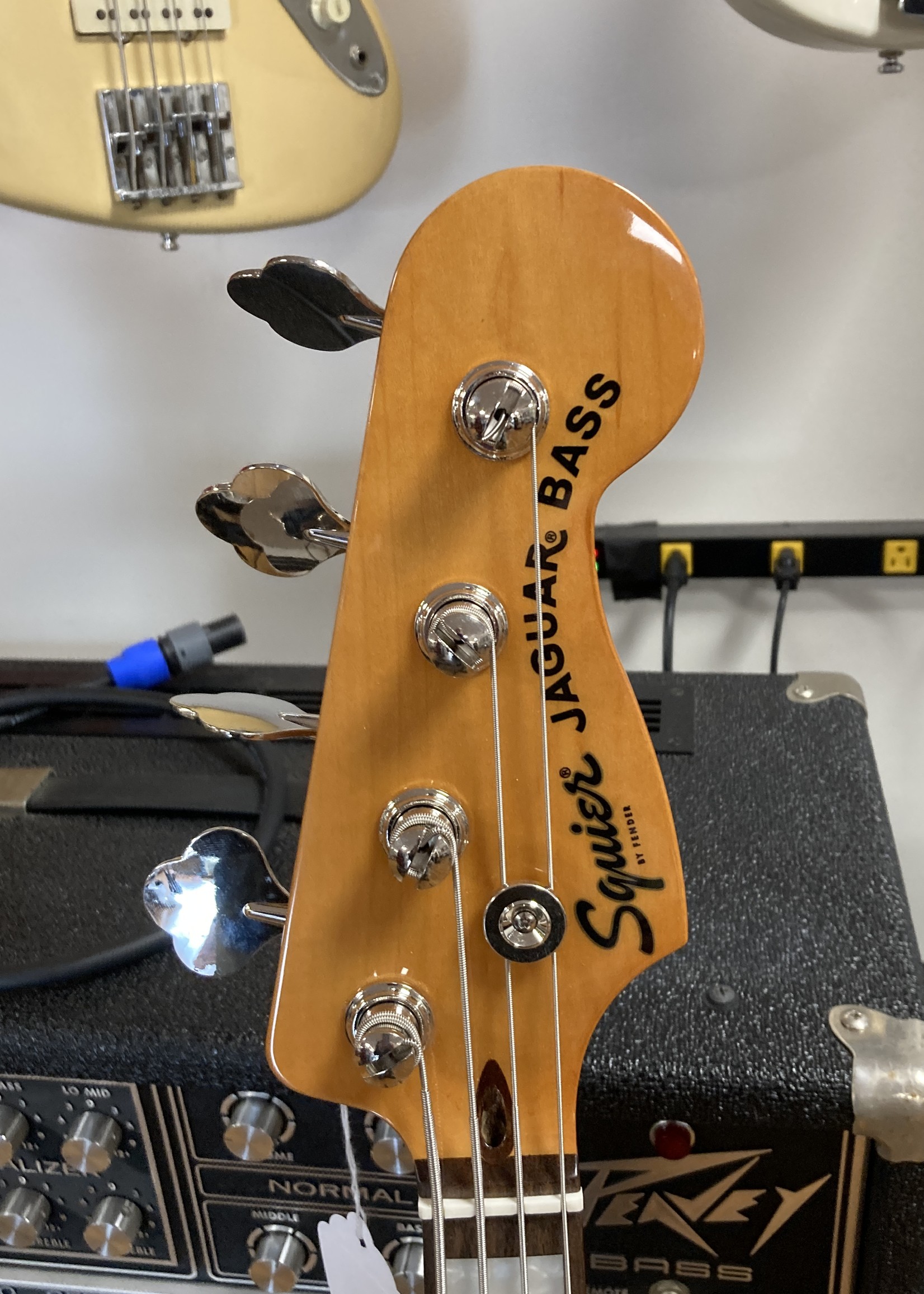 Squier Classic Vibe Jaguar Bass