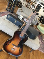 Gibson 1932 L75 w/case