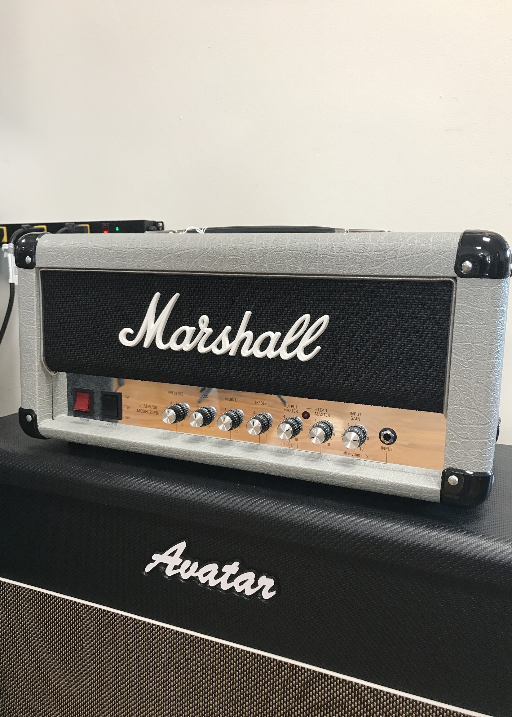 Marshall 2525H used amp head (con) - G & A Music