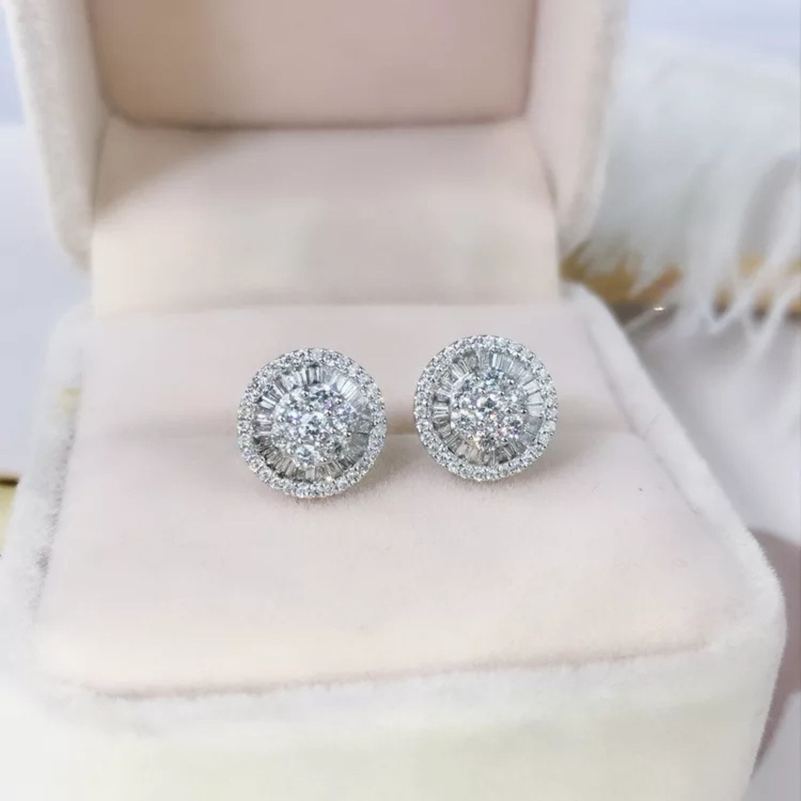 Sterling Silver - Halo Flowers