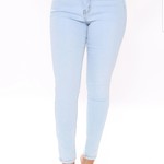 524 - Supernatural High Rise Jeans - Light Blue Wash - Size: 15