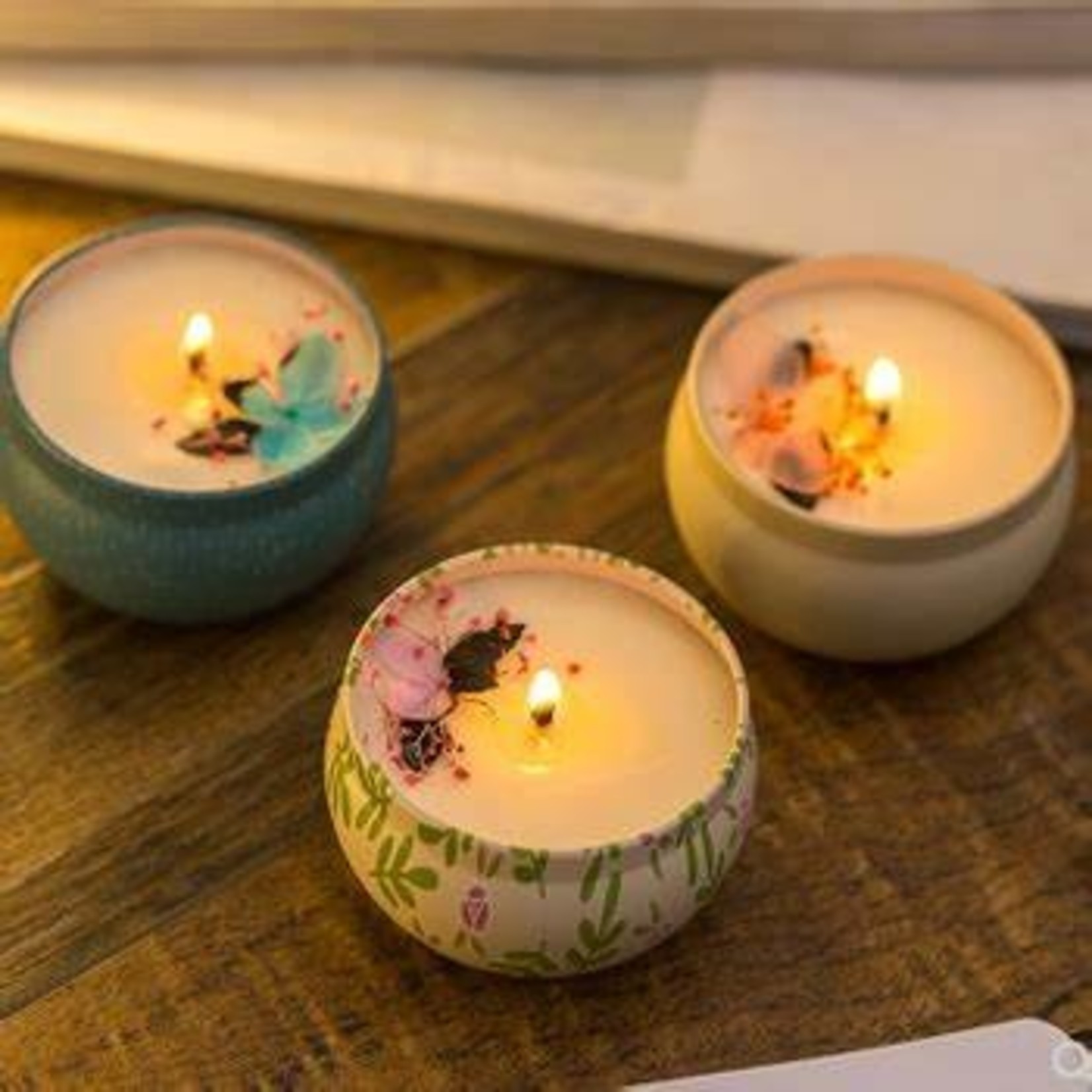 SWIRL - Soy Aromatherapy Candles 2.5oz