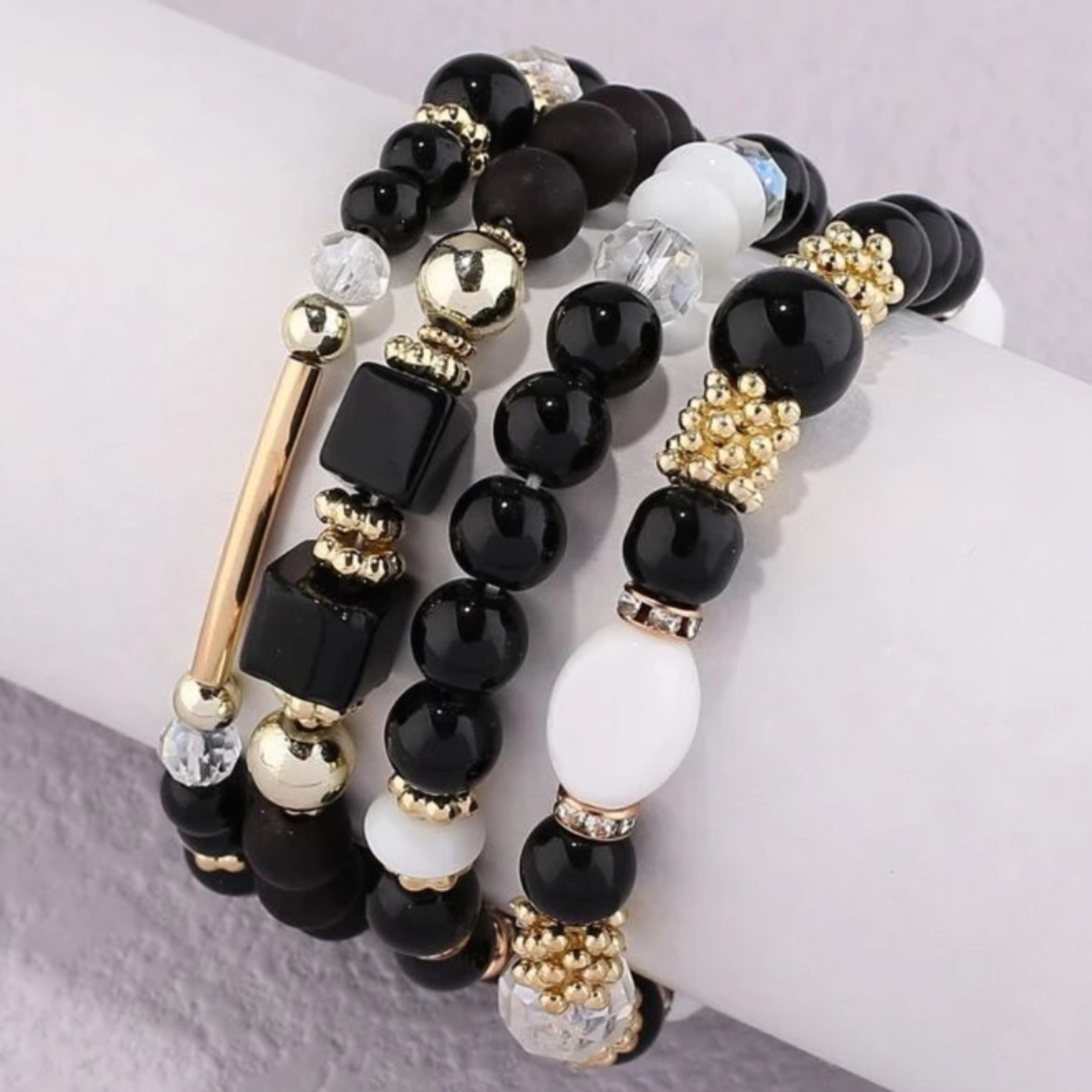 0129 | EIN - EMERY 4pcs Geometric Beaded Bracelet - Black