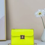0518  | EIN - Small Snakeskin Squeare Bag - Neon-green