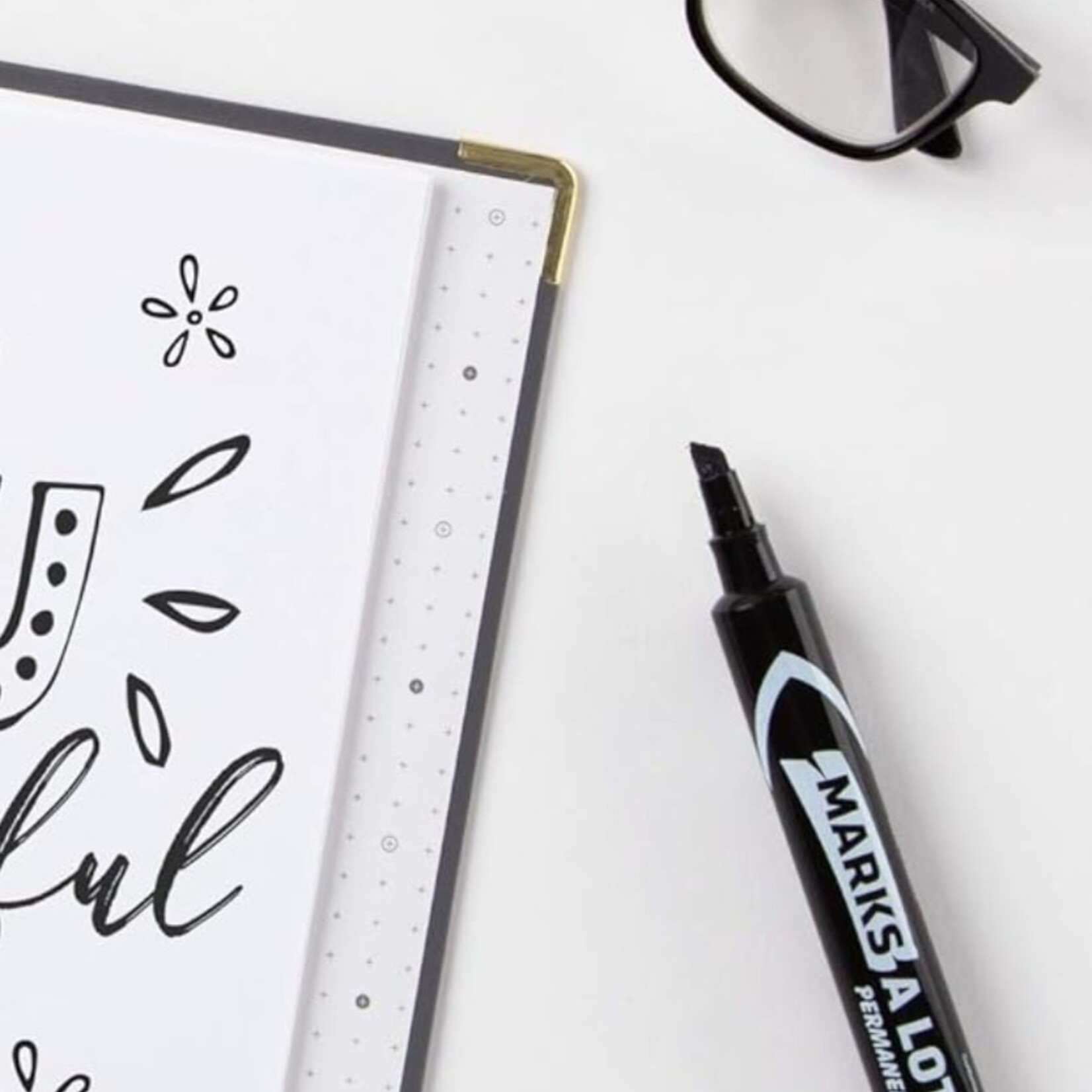 DSE | Avery Marks-A-Lot, Large Chisel Tip Black Permanent Marker