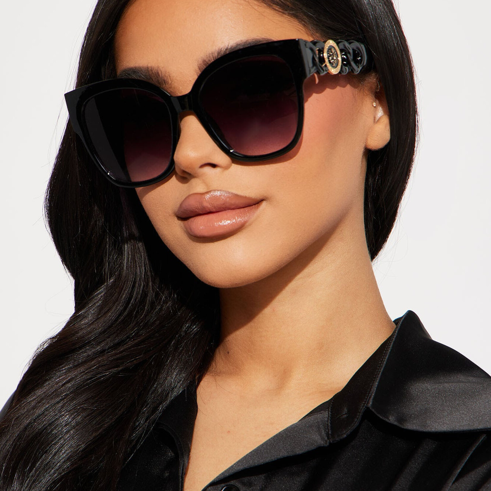 0309 | FNN - Guess Its Time Sunglasses - Black