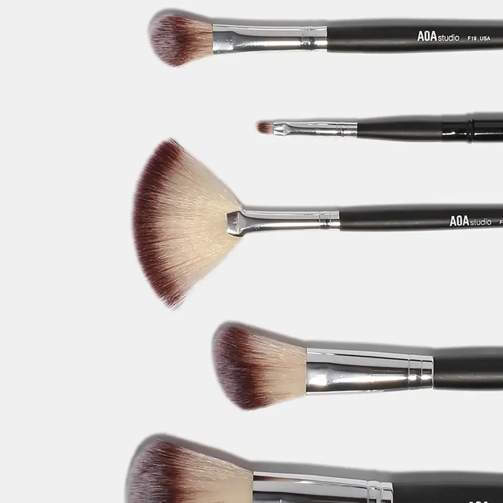 0729 | AOA | 12-Piece PM Brush Set