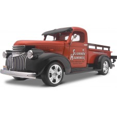 Plastic Kits Revell 41 Chevy Pickup 2 N 1. 1/25 scale (disc)