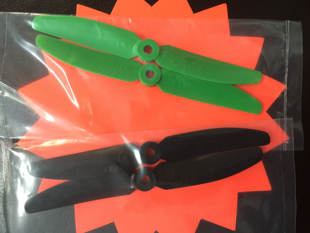 Prop Quad Plastic Prop 5 x 3 CW/CCW/Pack. 2 Blade. Pack Green & Pack Black