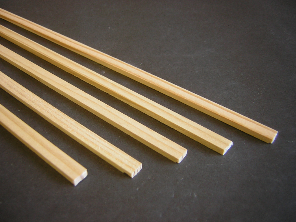 Wood Spruce Spruce 1/8x1/4x36 (3.2x6.5x915) (20)