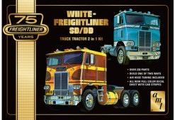 Plastic Kits AMT 1/25 White Freightliner 2-in-1