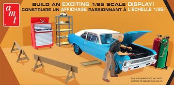 Plastic Kits AMT  1/25 Scale - Garage Accessory Set #1 Weekend Wrenchin