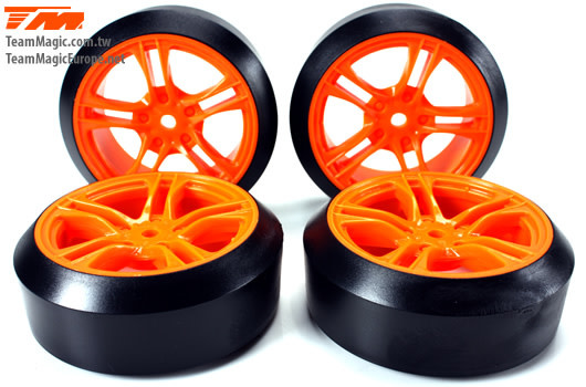 Wheels TEAM MAGIC E4D Mounted Drift Tyre 45 Degree Orange