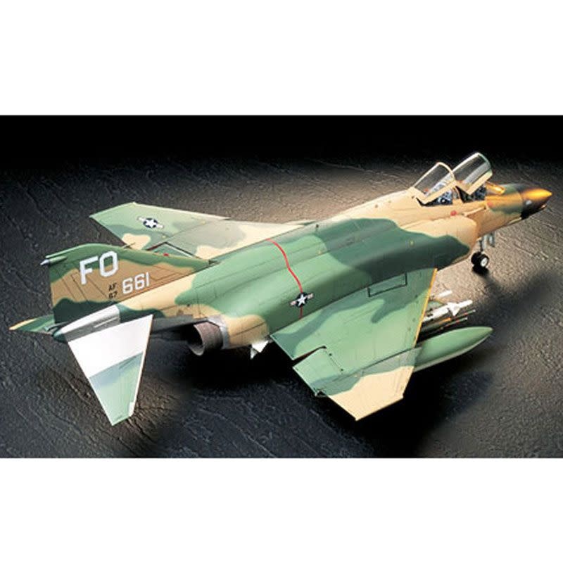Plastic Kits TAMIYA  1/32 Scale - F-4 C/D Phantom II