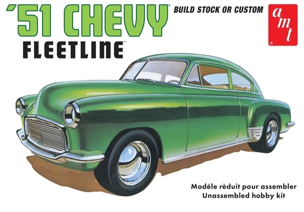 Plastic Kits AMT  1/25 Scale - 1951 Chevrolet Fleetline Plastic Model Kit