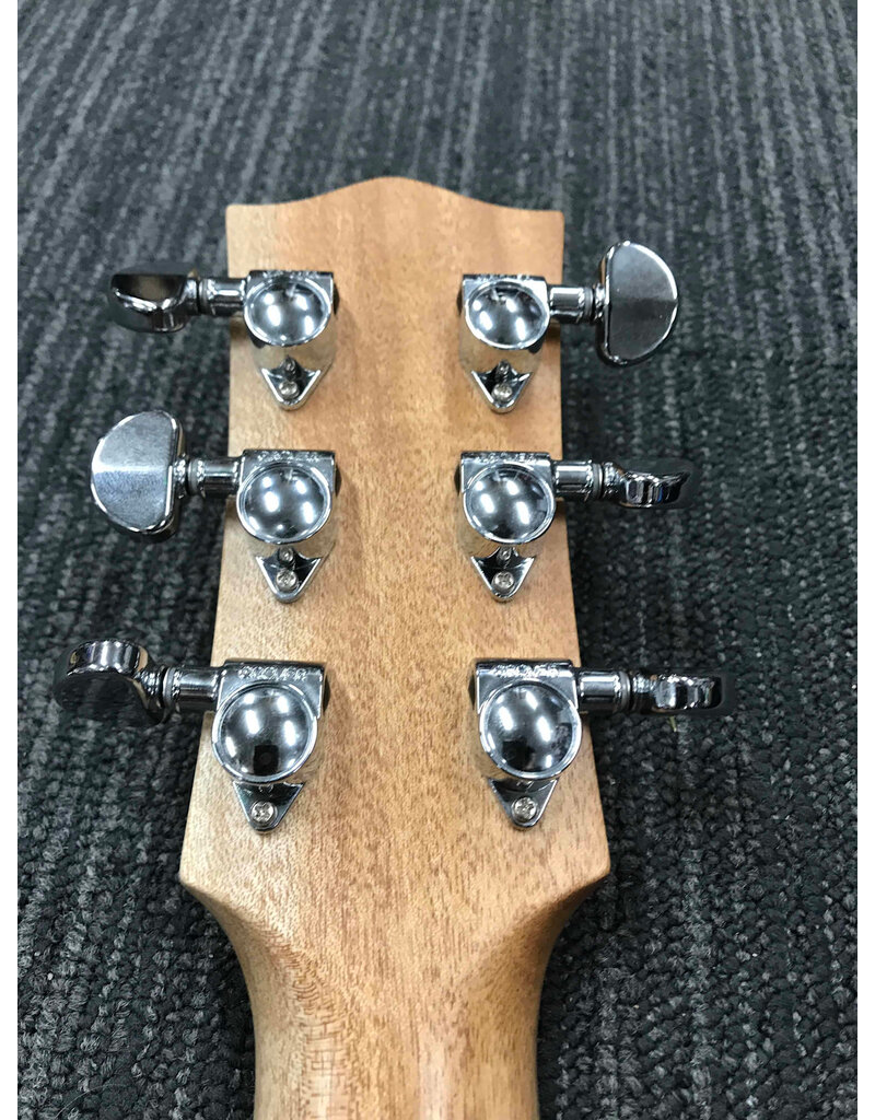 Maton USED Maton Performer Bunya top/QLD Maple B/S in hard case