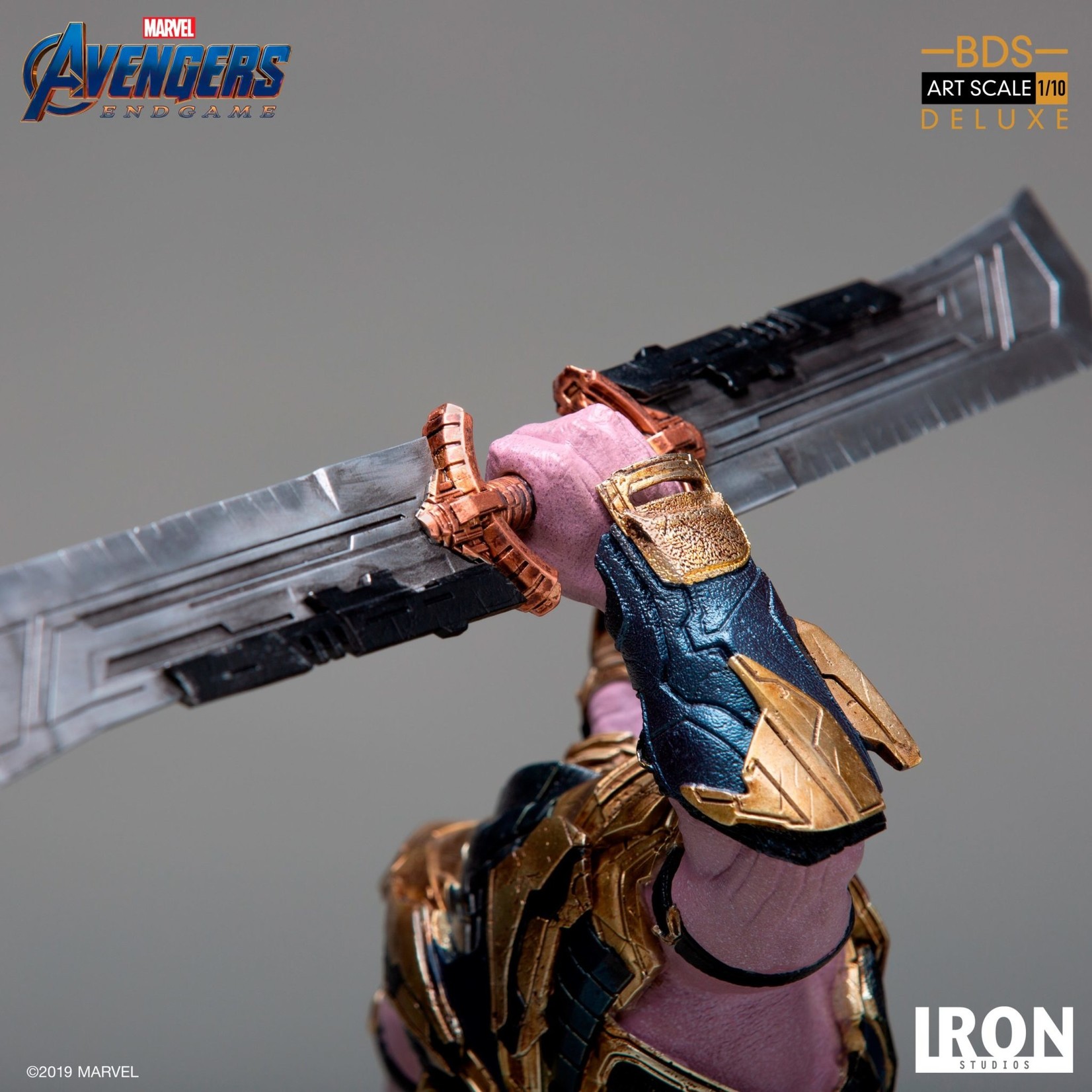 Iron Studios Endgame Thanos statue (DX ver)