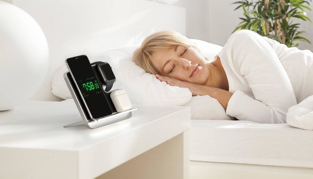 iComboStand Pro 4-in-1 Ultimate Wireless Charging Station - Space Gray