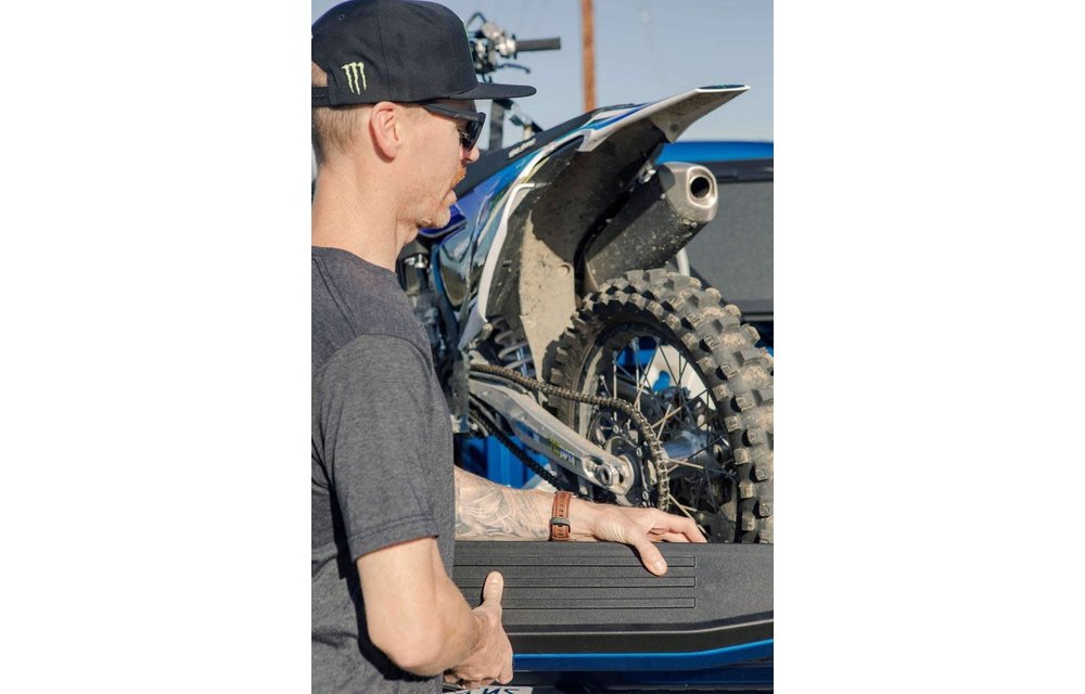 UAG Leather Strap for Apple Watch 38/40/41/42mm - Brown