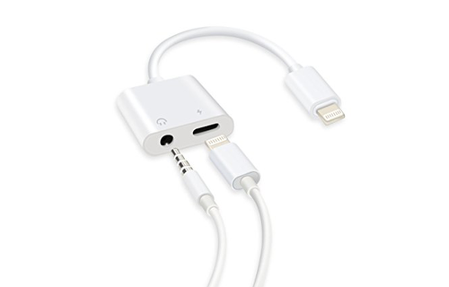 Belkin Rockstar 3.5mm Audio + Lightning Connector Charge Adapter