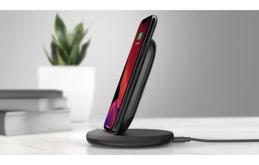 Belkin Boost Charge Wireless Charging Stand 15W and QC 3.0 Wall Charger 24W - Black