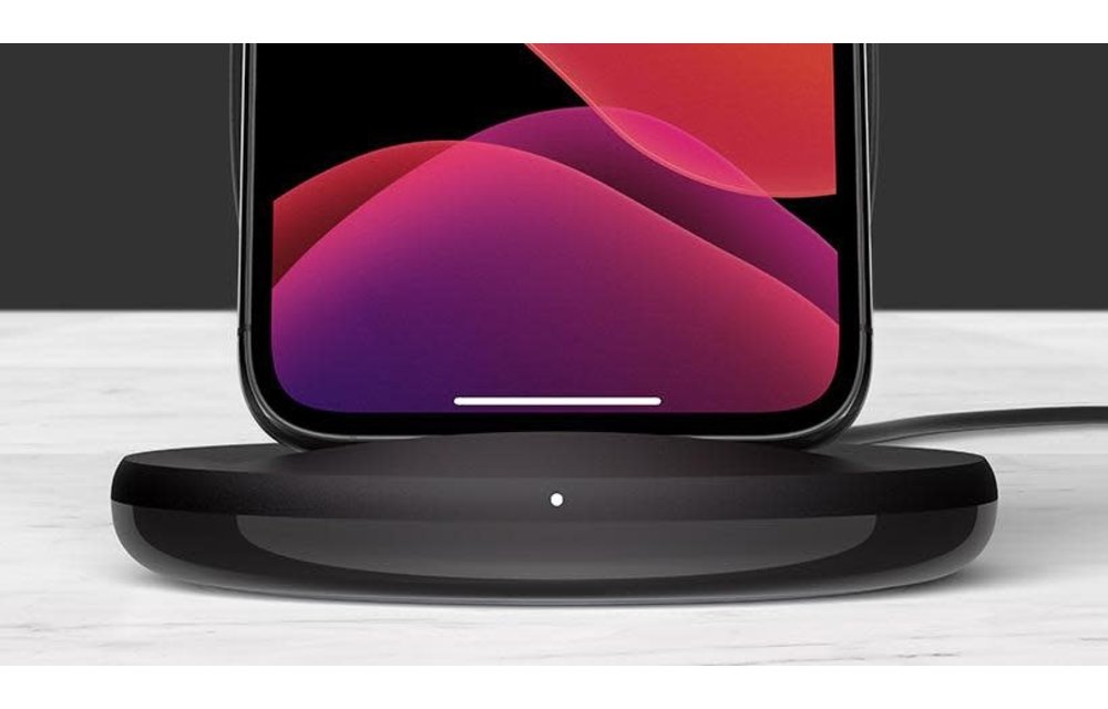 Belkin Boost Charge Wireless Charging Stand 15W and QC 3.0 Wall Charger 24W - Black