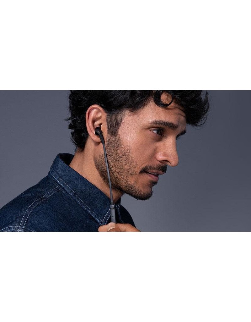 BELKIN Belkin Rockstar In-Ear Headphones with Lightning Connector - Black