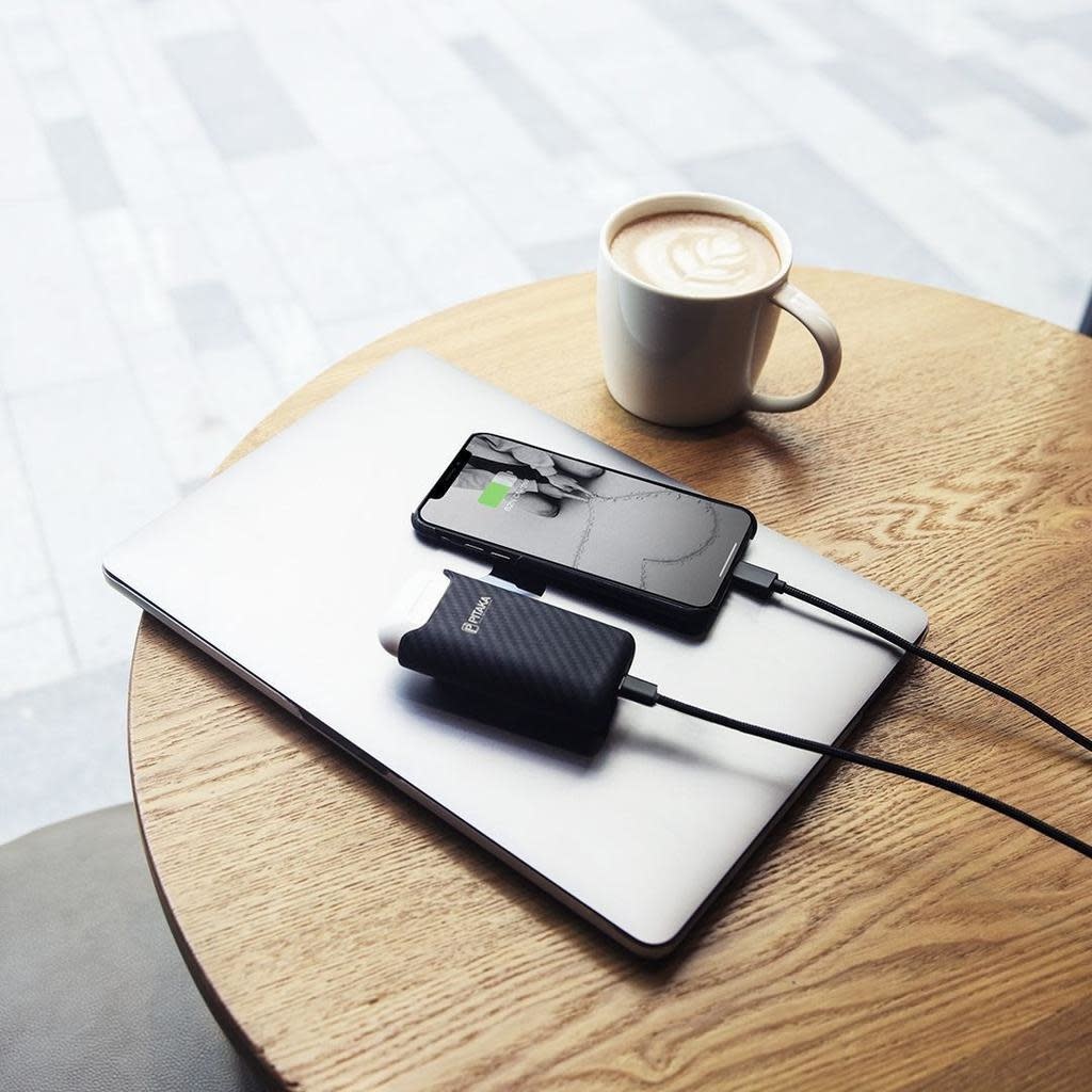 Pitaka AirPodPal Carbon Case for Airpods Inbuilt with Power Bank 1200mAh - Premium