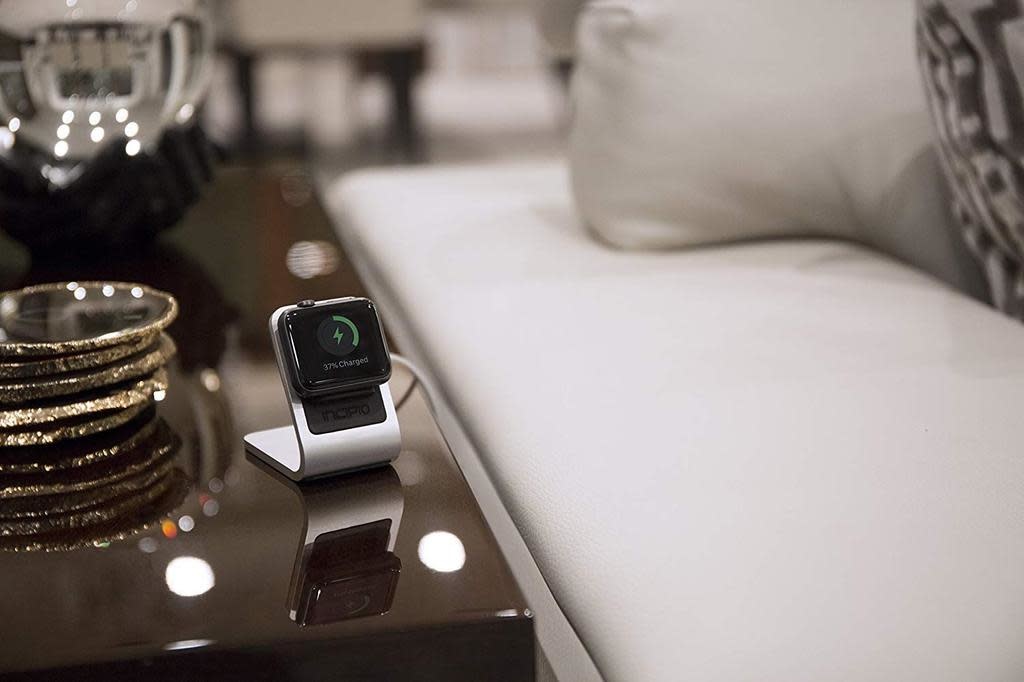 INCIPIO APPLE WATCH 38MM/42MM CHARGING STAND (DOES NOT INCLUDE CHARGING CABLE) - SILVER