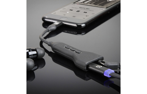 SCOSCHE Lighting to 3.5mm Audio Adapter and Lighting Charge Port - Black