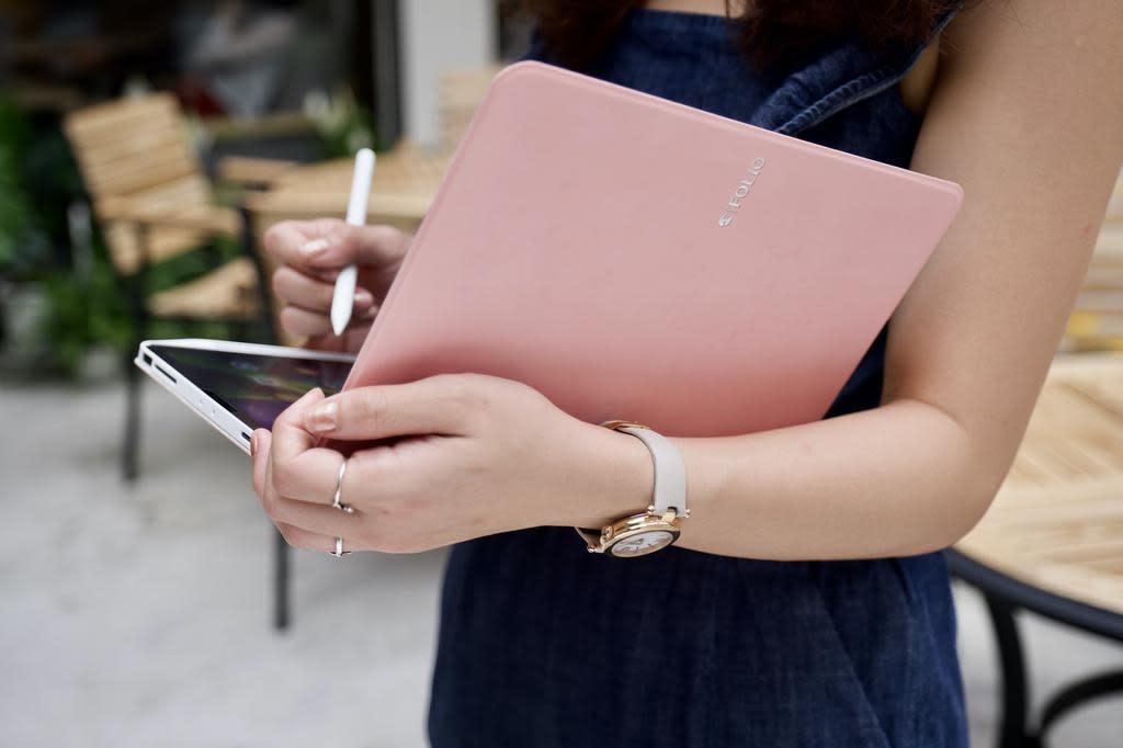 SwitchEasy CoverBuddy Folio Lite Case for iPad Pro 11" 2nd-Gen - Pink