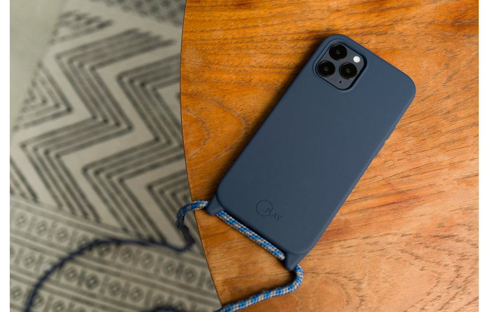 SwitchEasy Play Silicone Case for iPhone 12 / 12 Pro - Black