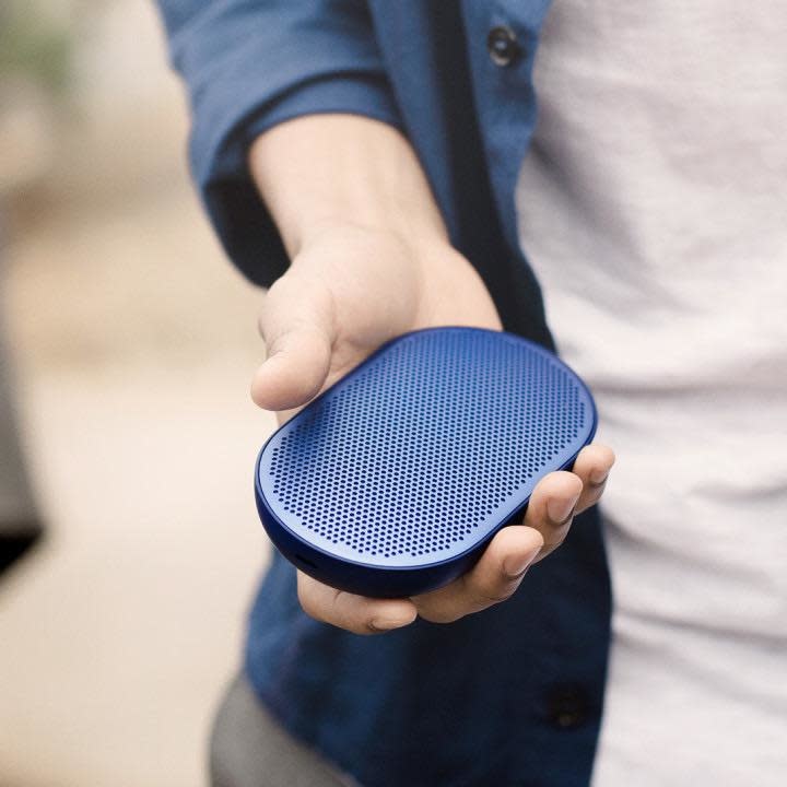 Bang & Olufsen Beoplay P2 Bluetooth Speaker With Microphone - Royal Blue