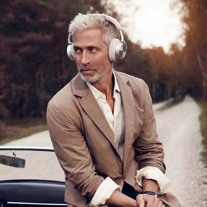 Bang & Olufsen Beoplay H95  Adaptive ANC Bluetooth headphones -  Black