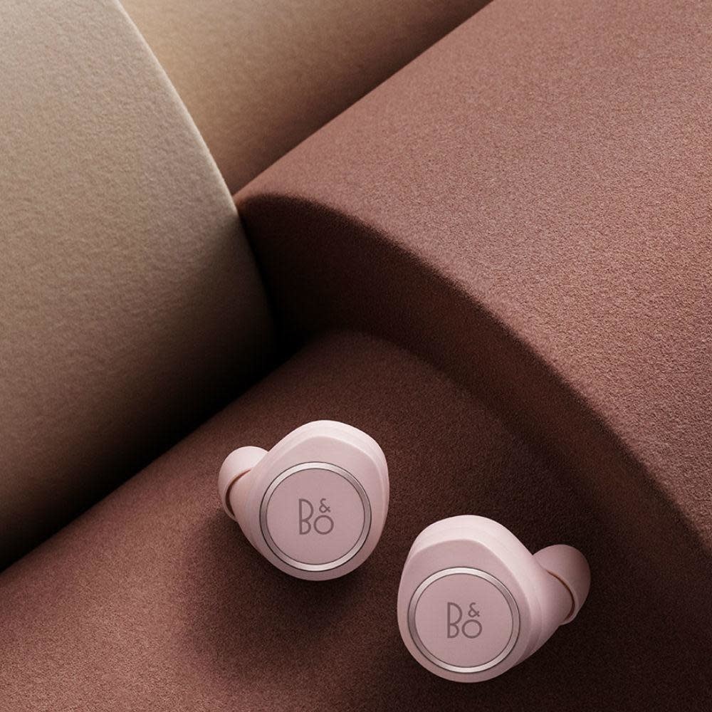 Bang & Olufsen BeoPlay E8 Premium True Wireless Earbuds - Pink