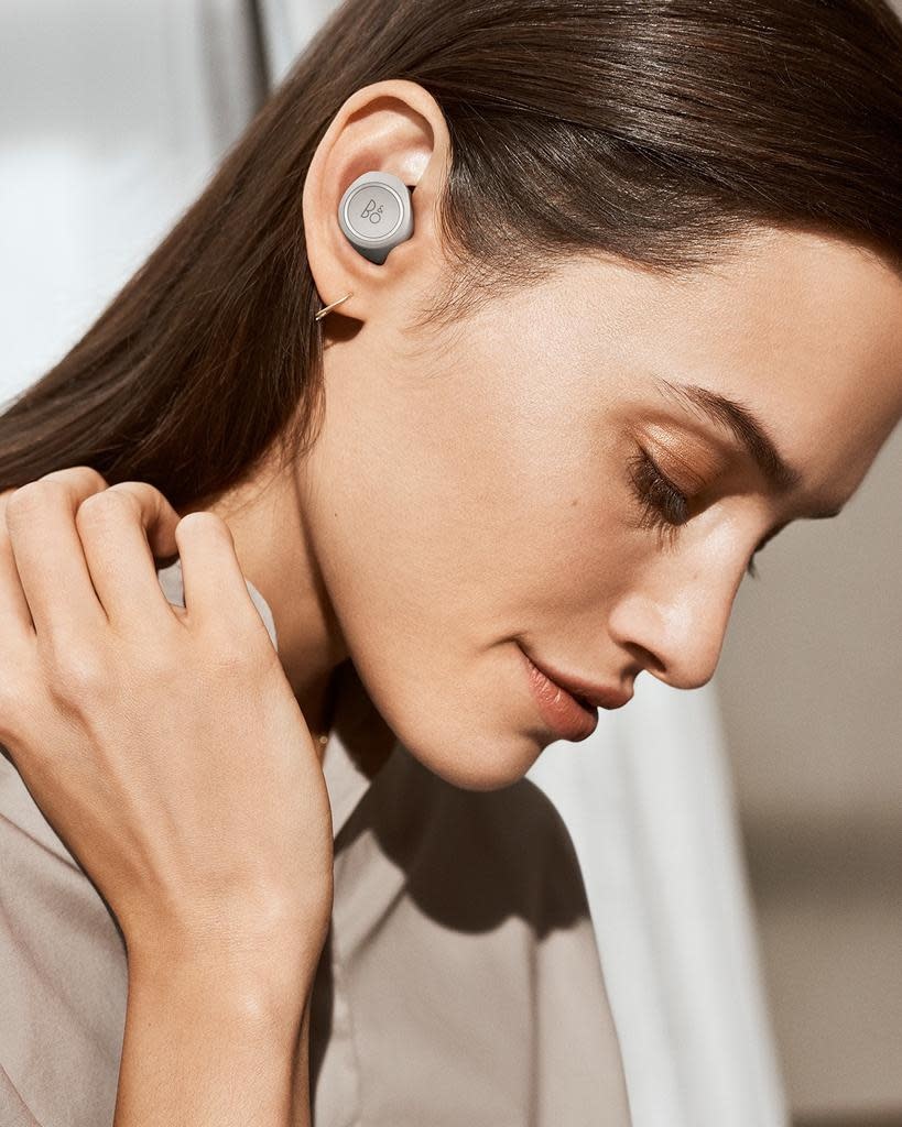 Bang & Olufsen BeoPlay E8 Premium True Wireless Earbuds - Pink